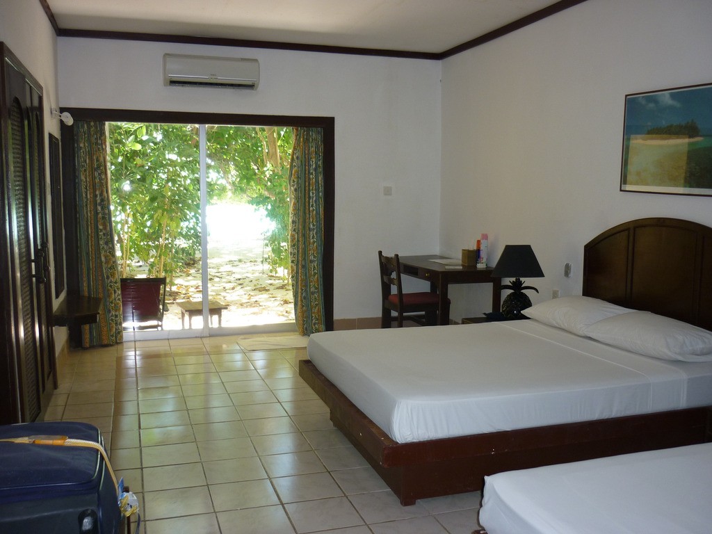 Отель Мальдивы Biyadhoo Island